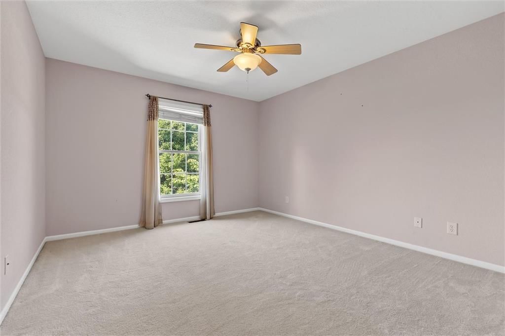 2113 Bradford Place — photo 27