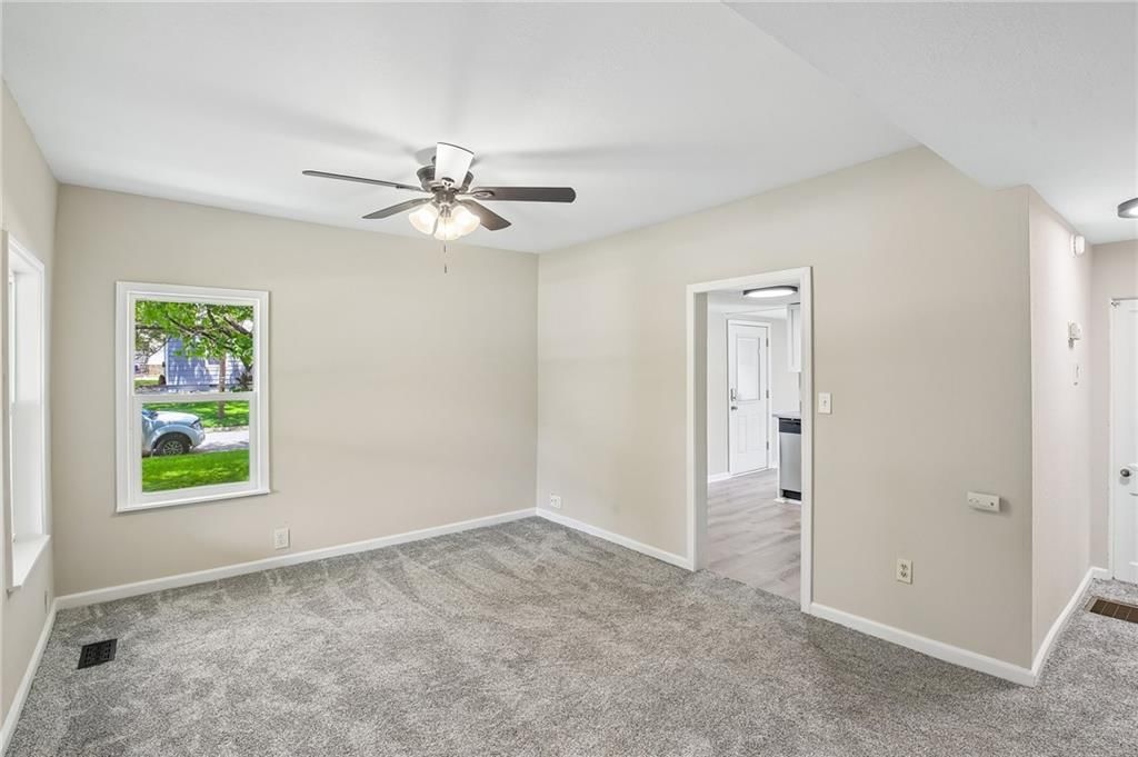 533 N Cedar Street — photo 8