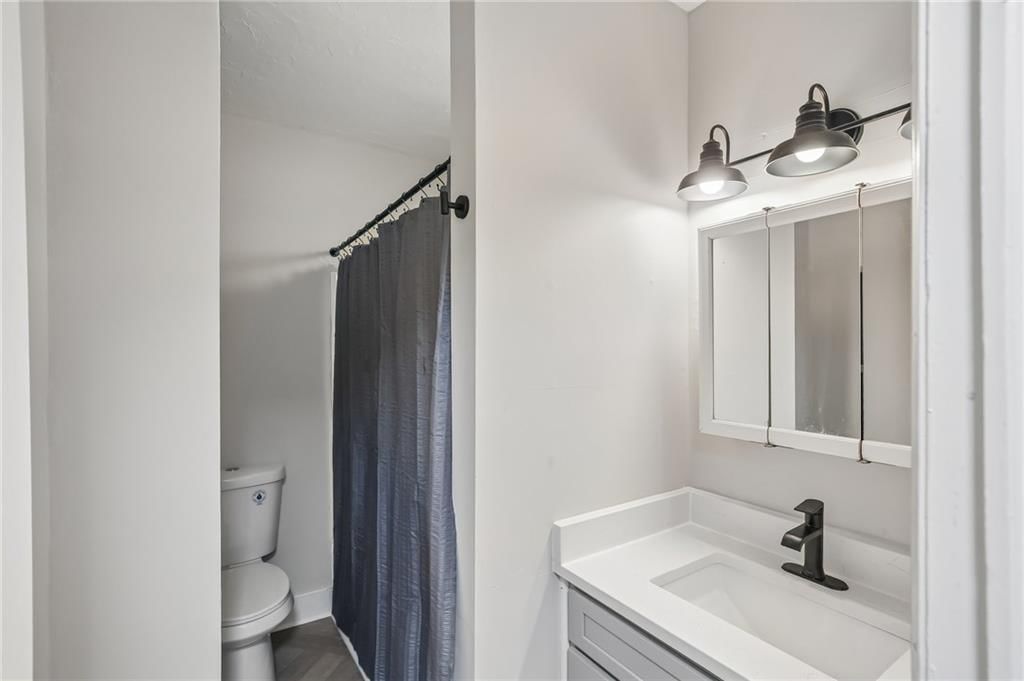 533 N Cedar Street — photo 15