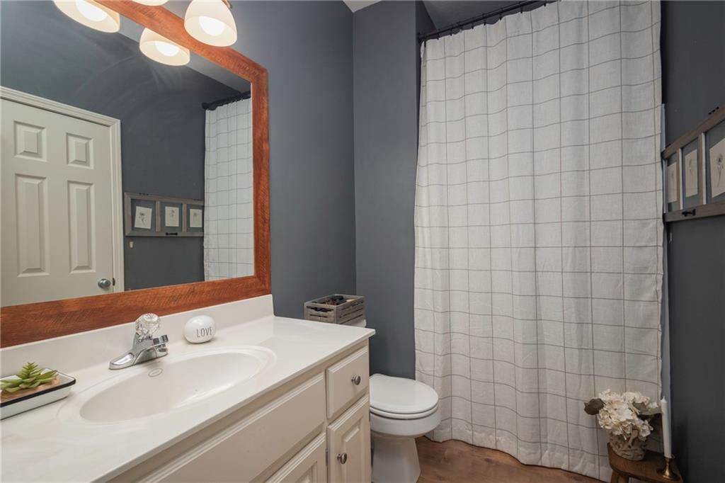 1012 NE Serenity Lane — photo 33