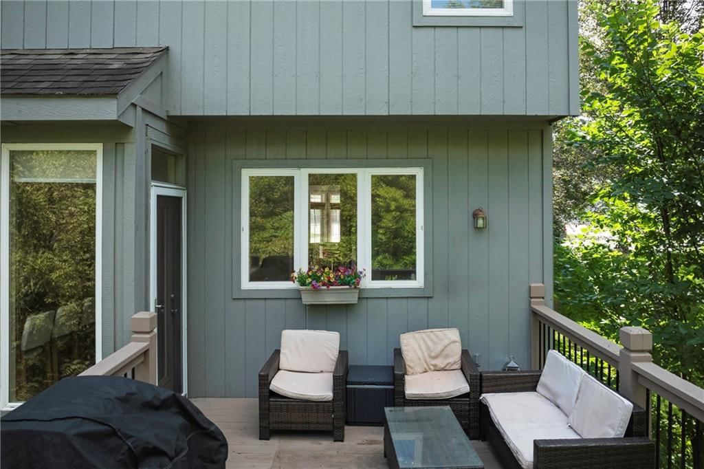 1012 NE Serenity Lane — photo 43