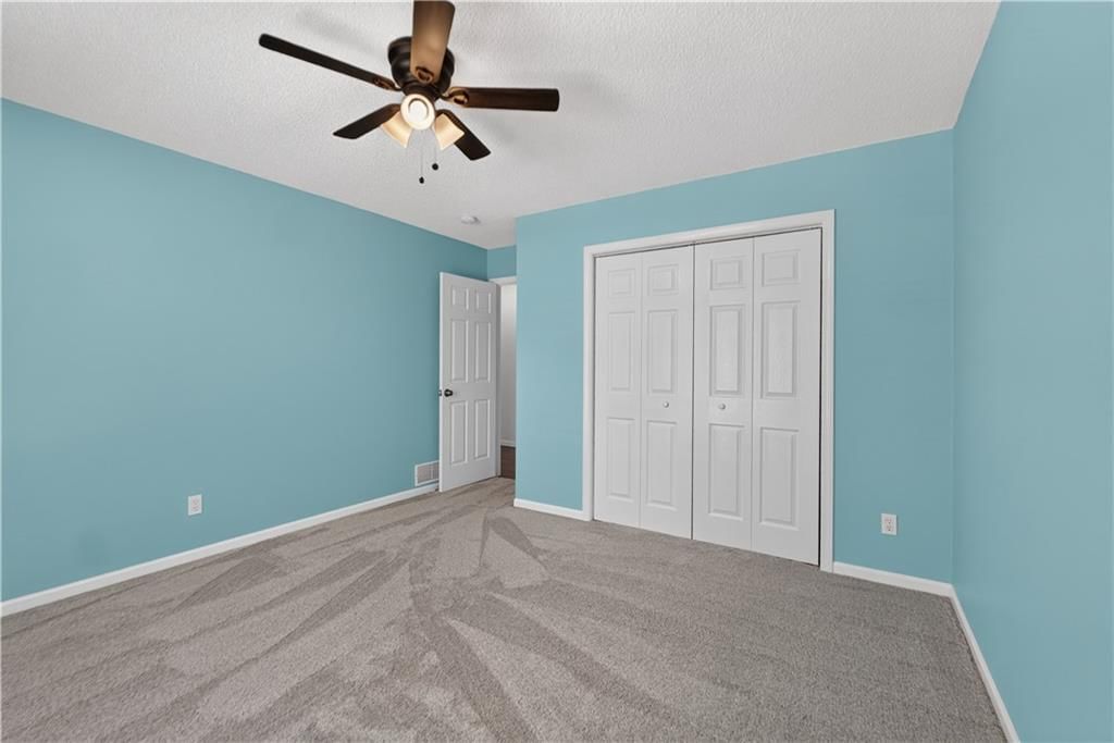 706 Holiday Drive — photo 27