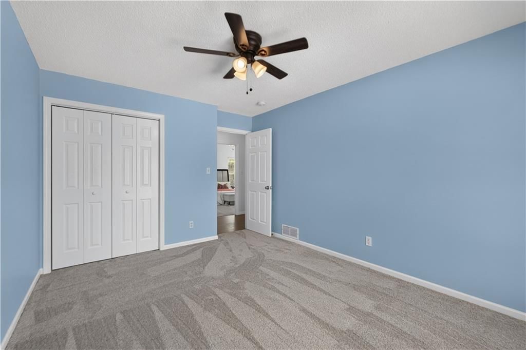 706 Holiday Drive — photo 31