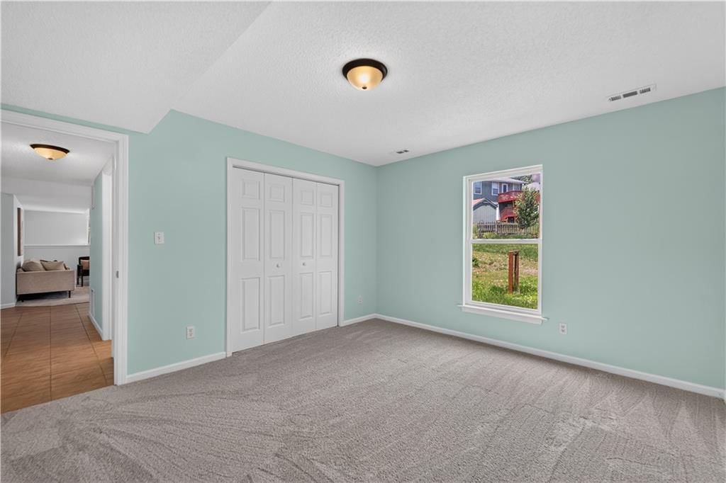 706 Holiday Drive — photo 43