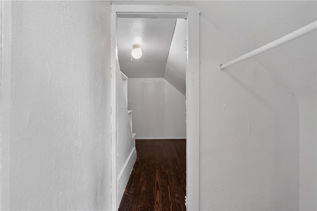 2211 E 68TH Terrace — photo 25