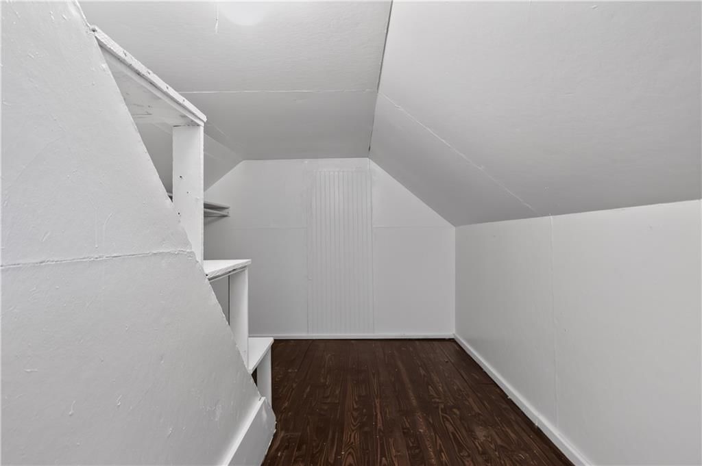 2211 E 68TH Terrace — photo 29