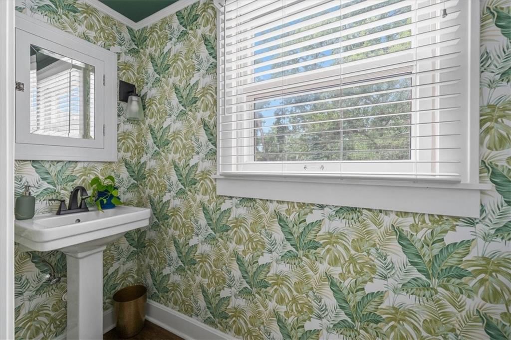 4954 Bell Street — photo 8