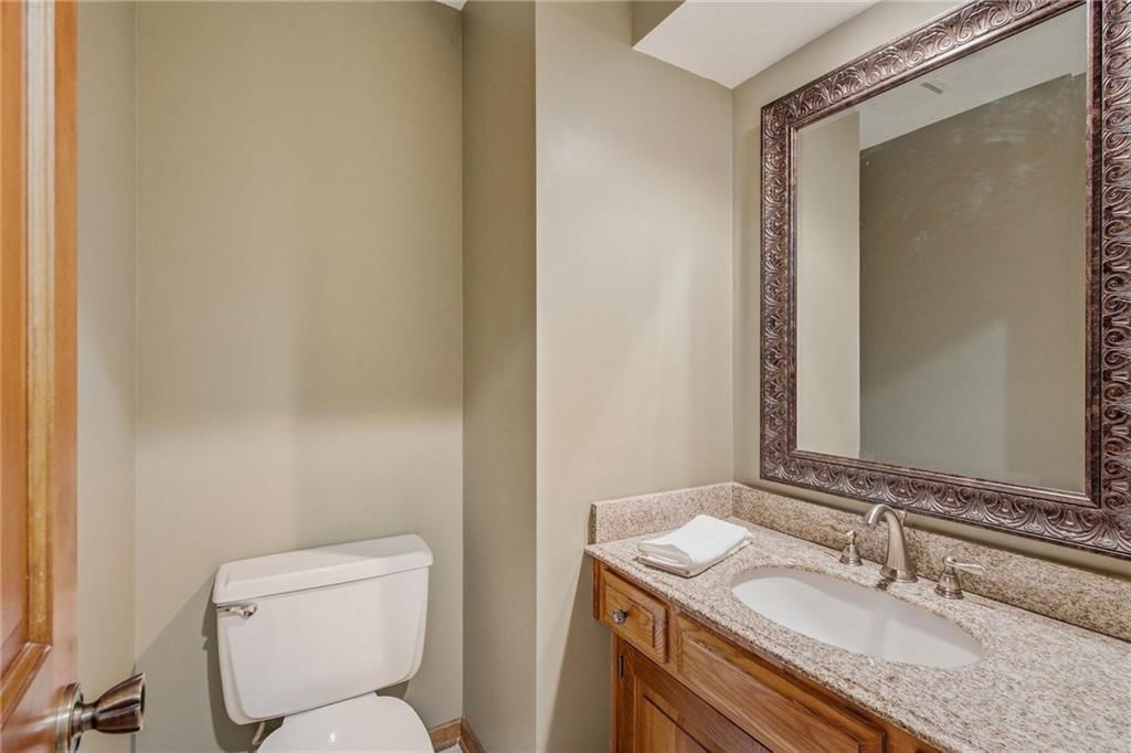 8412 W 116th Terrace — photo 24