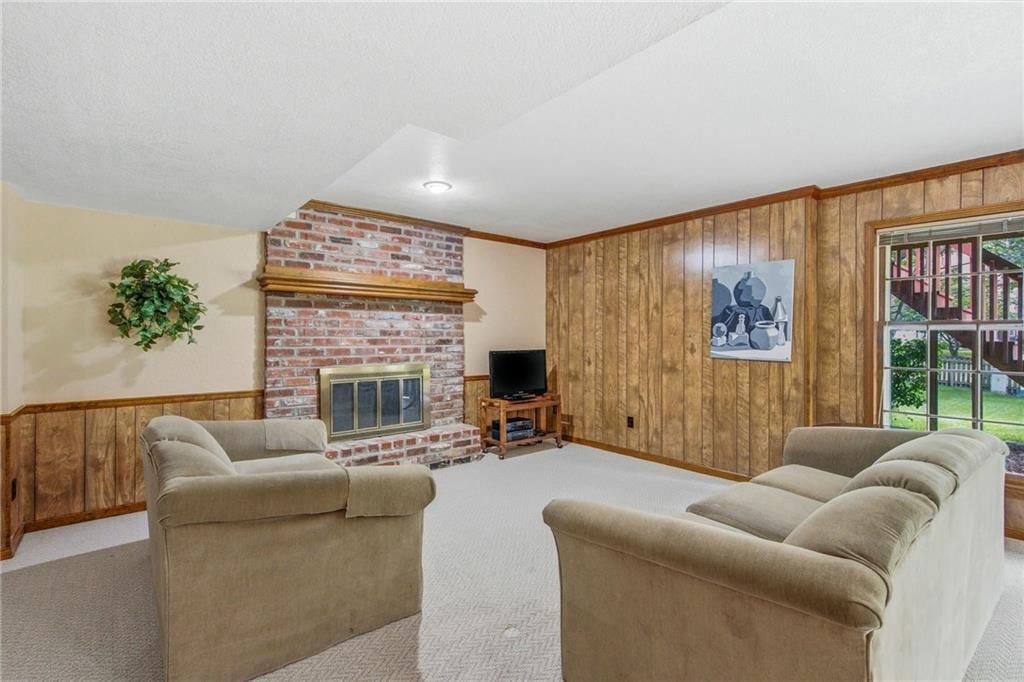 8412 W 116th Terrace — photo 34