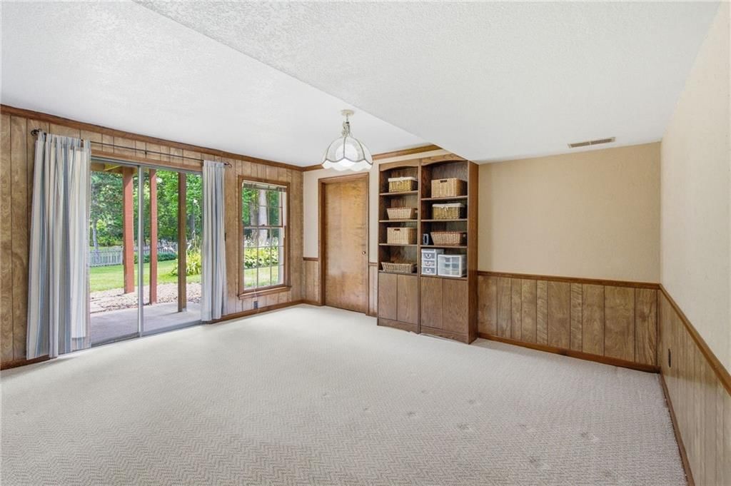 8412 W 116th Terrace — photo 35