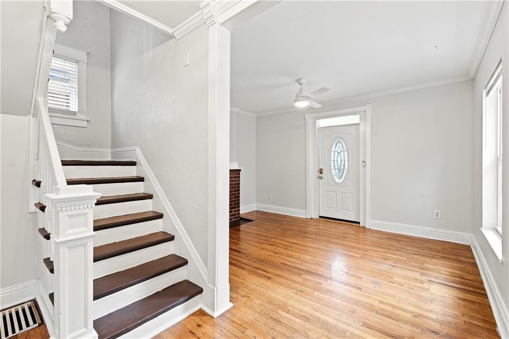 332 N Lawndale Avenue — photo 4