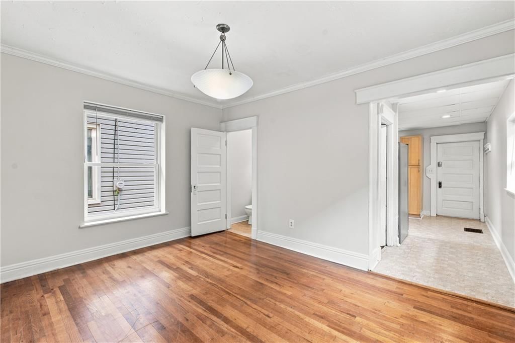 332 N Lawndale Avenue — photo 11