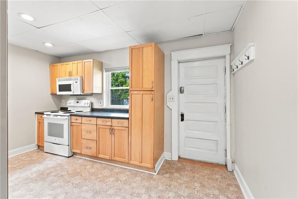 332 N Lawndale Avenue — photo 16