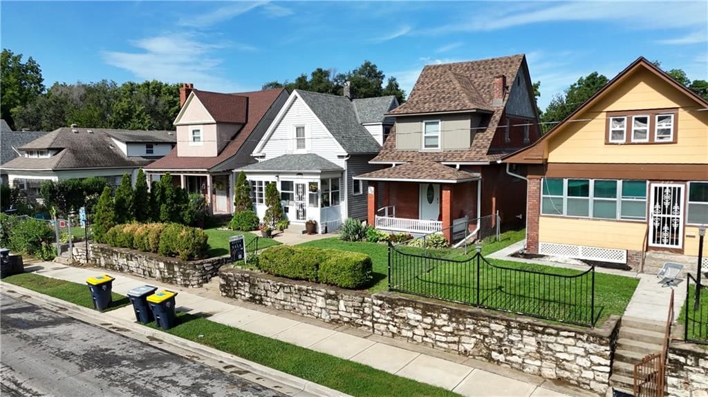332 N Lawndale Avenue — photo 35