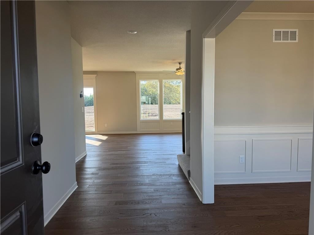 11382 S Emerald Street, Olathe, KS: listing photo 2