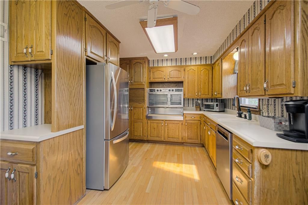 1301 W 100th Terrace — photo 21