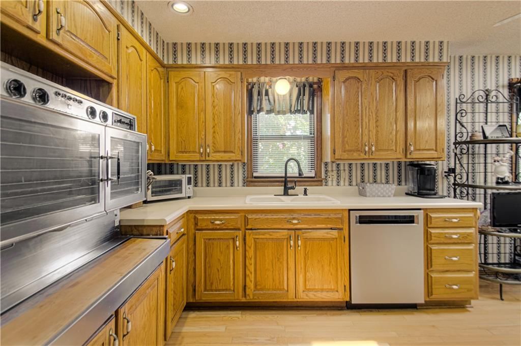1301 W 100th Terrace — photo 22
