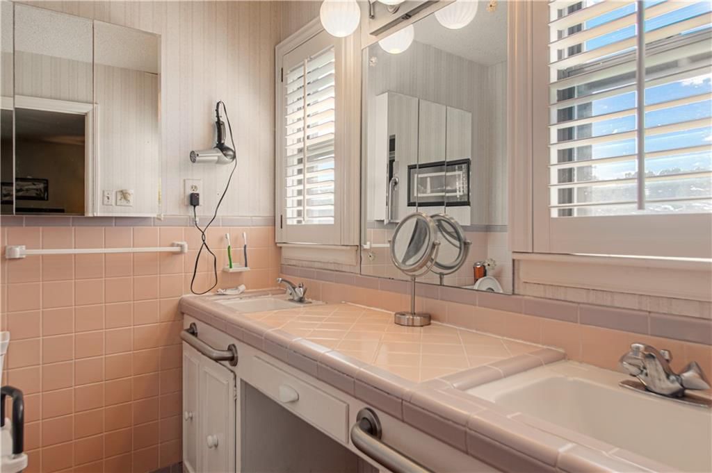 1301 W 100th Terrace — photo 26