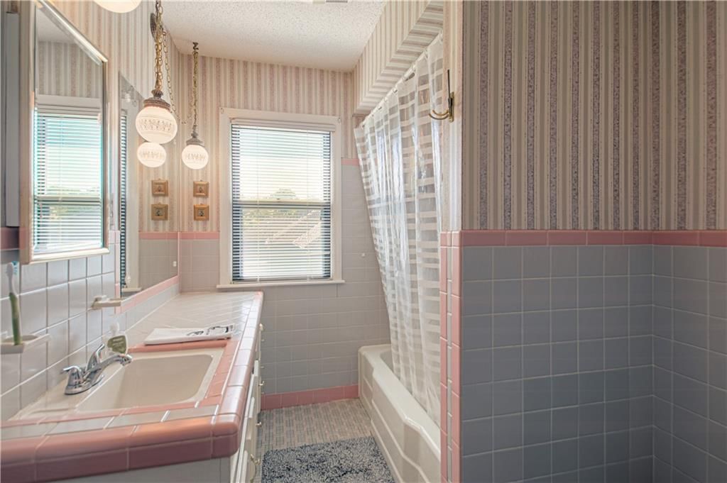 1301 W 100th Terrace — photo 31