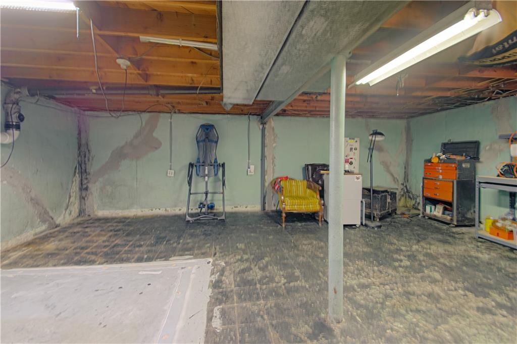 1301 W 100th Terrace — photo 36