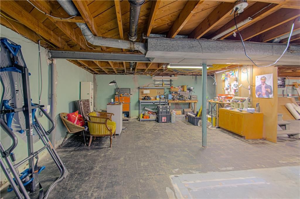 1301 W 100th Terrace — photo 37