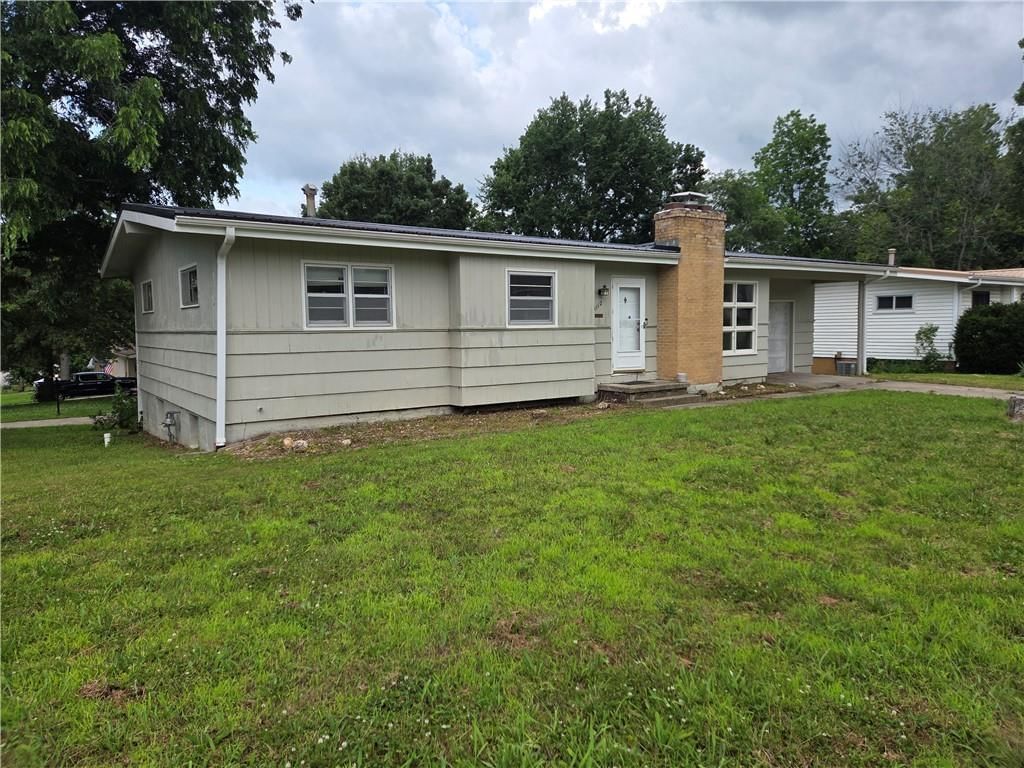 1112 Montserrat Park Road, Warrensburg, MO