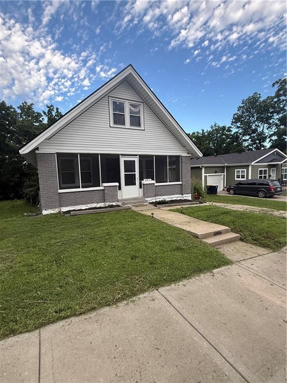 4915 Olive Street, Kansas City, MO