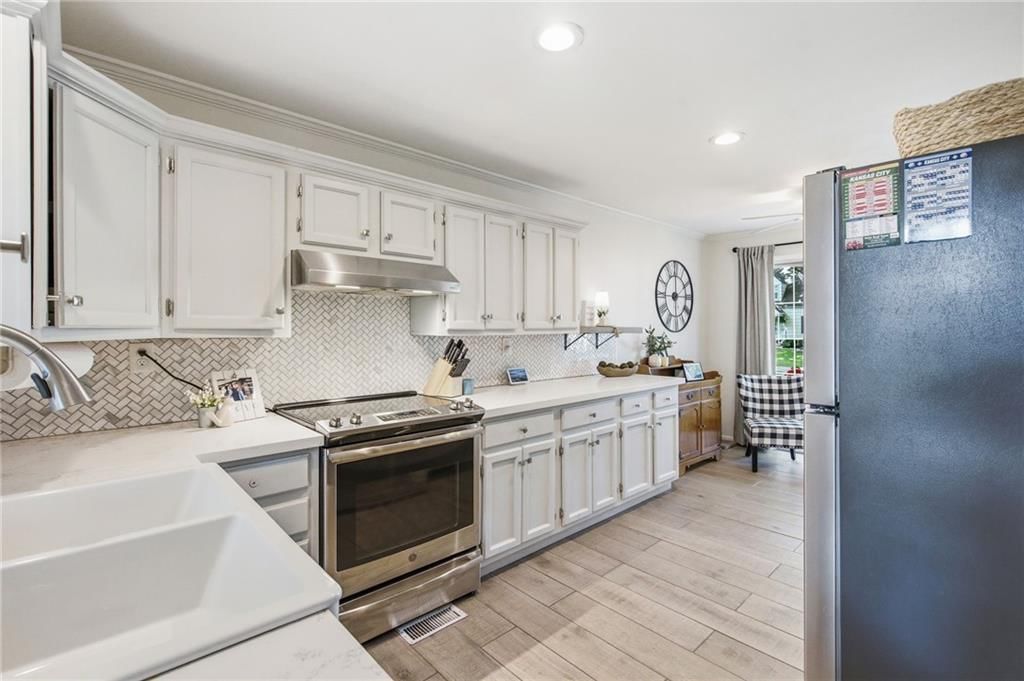 5426 Juniper Drive — photo 24