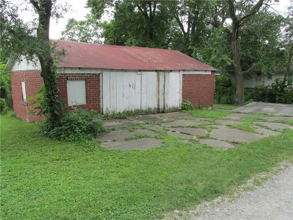 214 W 7th Street — photo 30