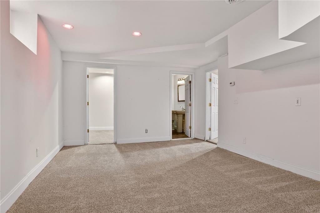 3726 Jefferson Street — photo 33