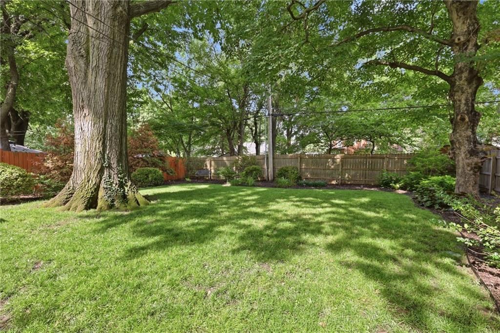 5720 Walmer Street — photo 29