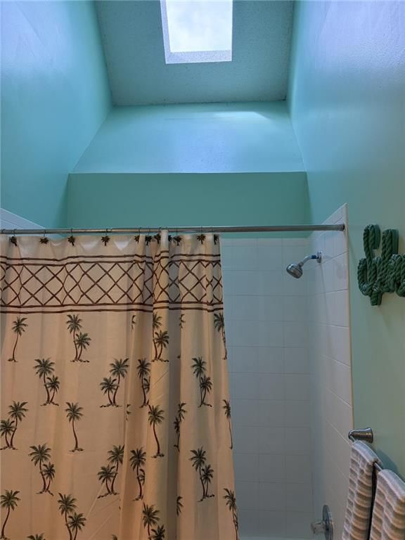 1619 NE 100 Court — photo 30