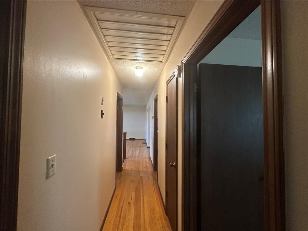 310 Glendana Street — photo 17
