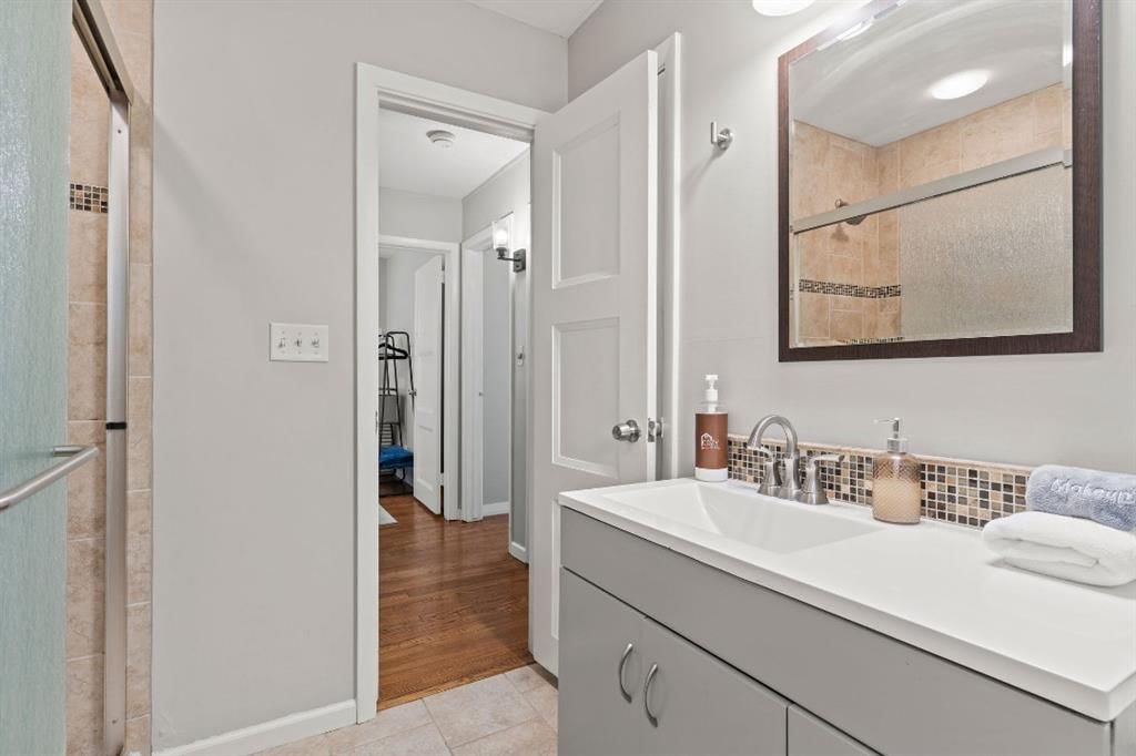 6900 W 72nd Terrace — photo 19