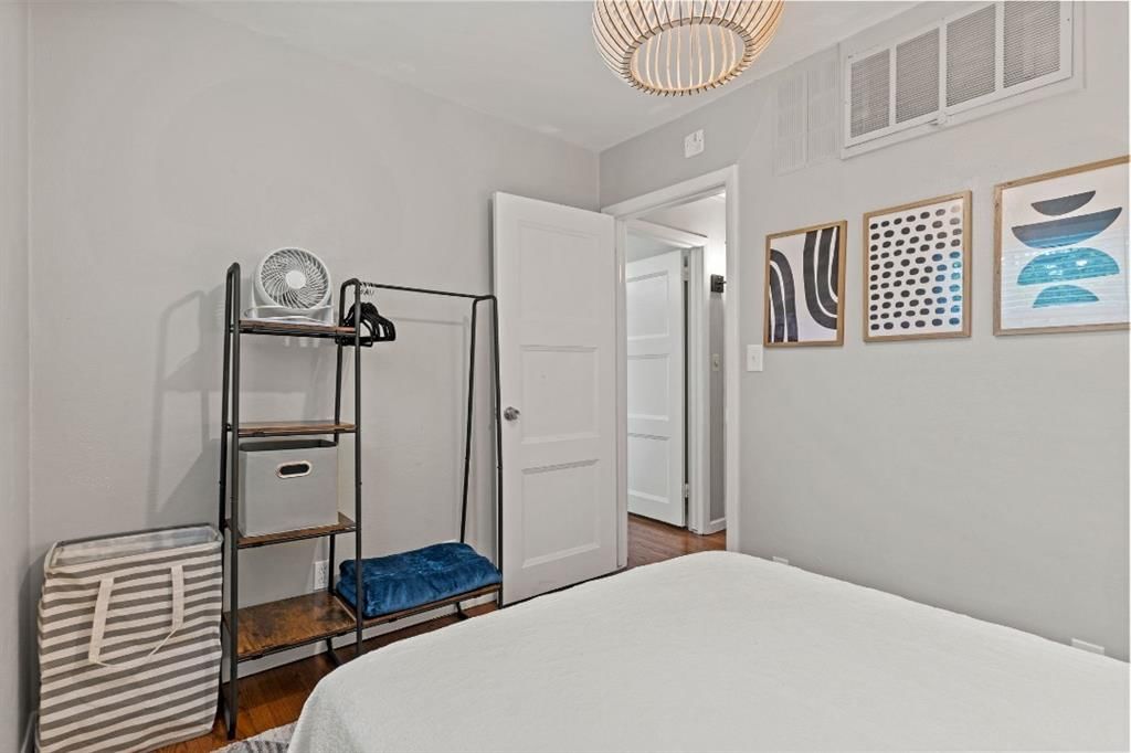6900 W 72nd Terrace — photo 23