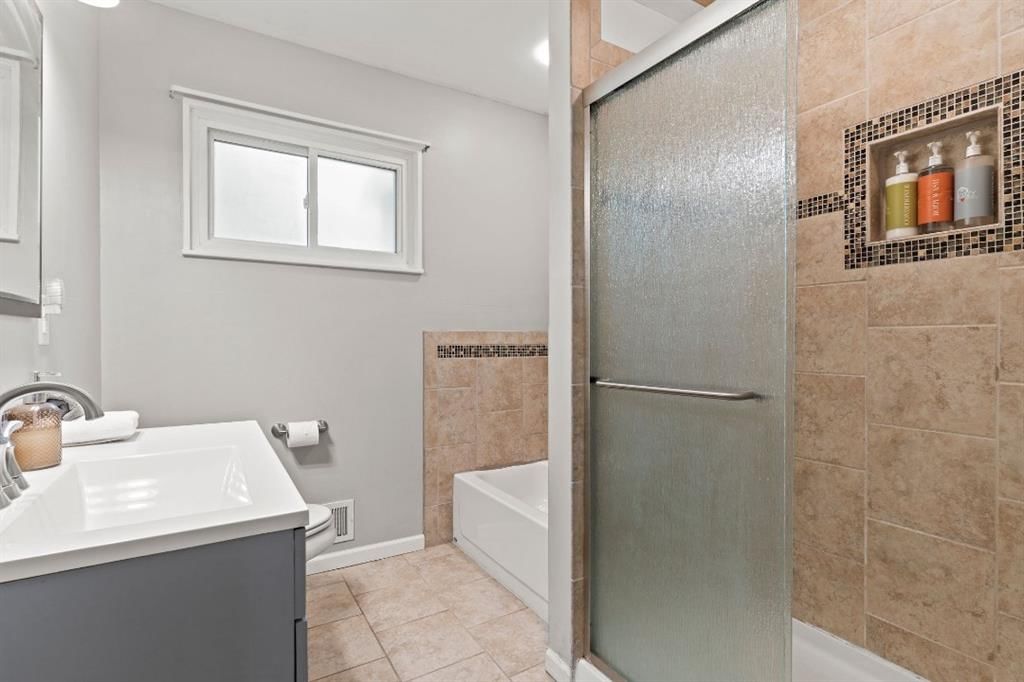 6900 W 72nd Terrace — photo 28