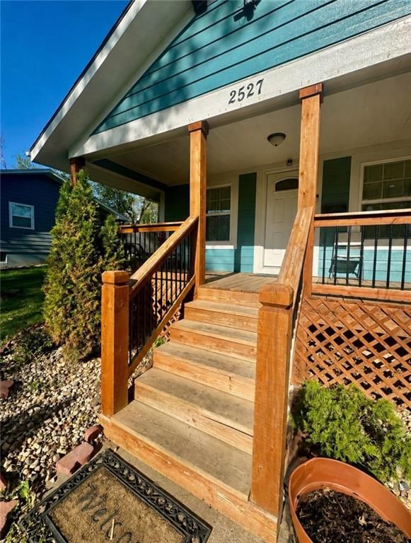 2527 N 43RD Street — photo 4