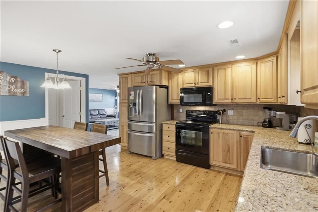 2202 Spring Cove Road — photo 7