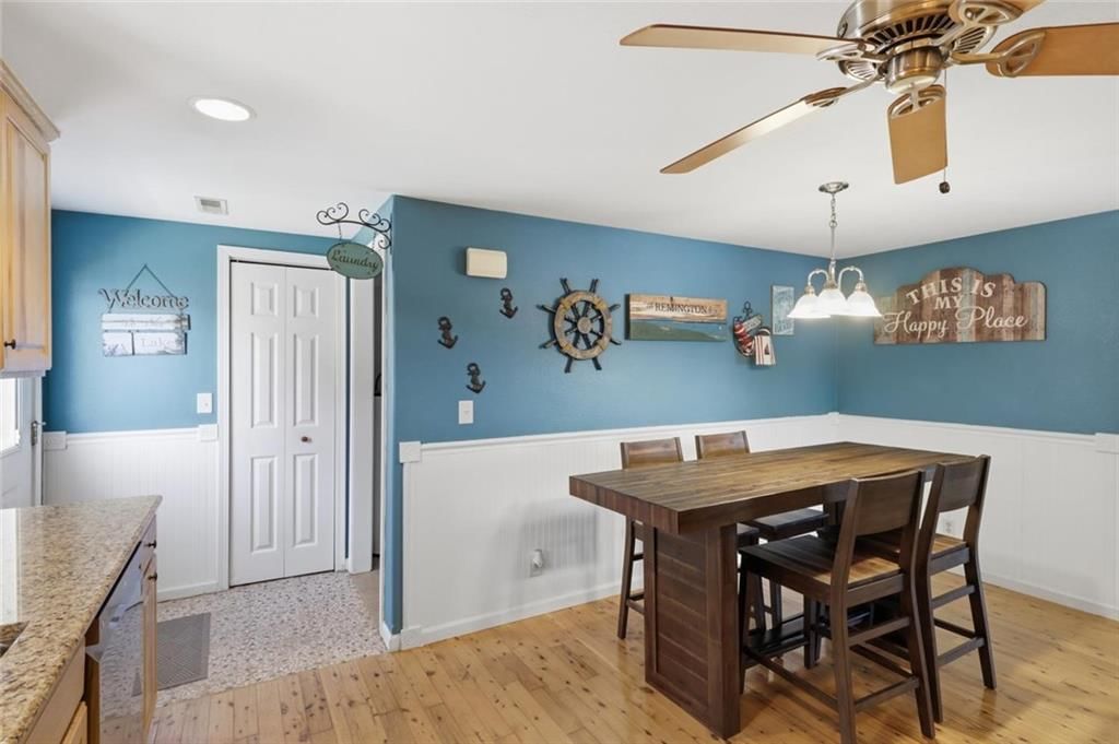 2202 Spring Cove Road — photo 10