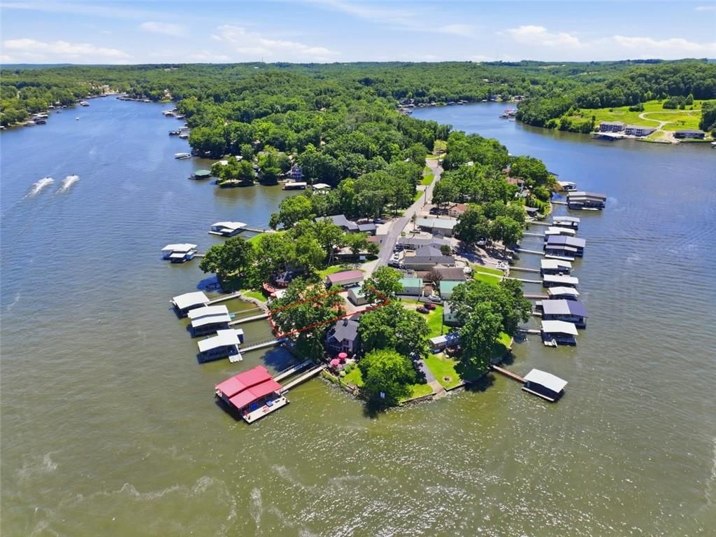 2202 Spring Cove Road — photo 42