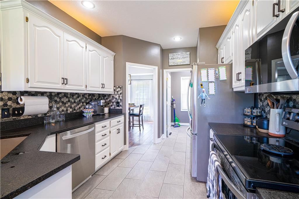 3505 London Court — photo 9