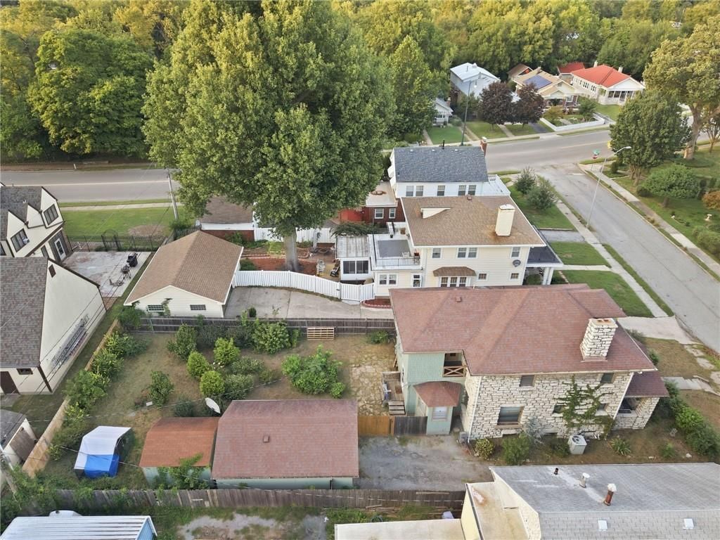 640 S Park Avenue — photo 37