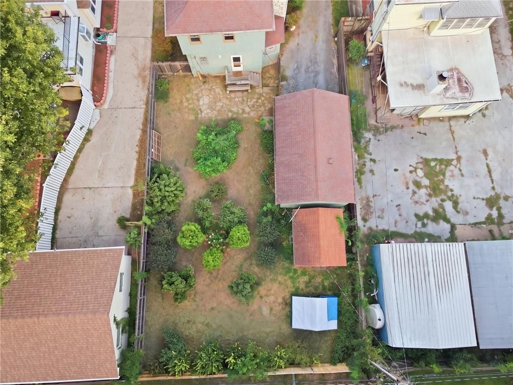 640 S Park Avenue — photo 38