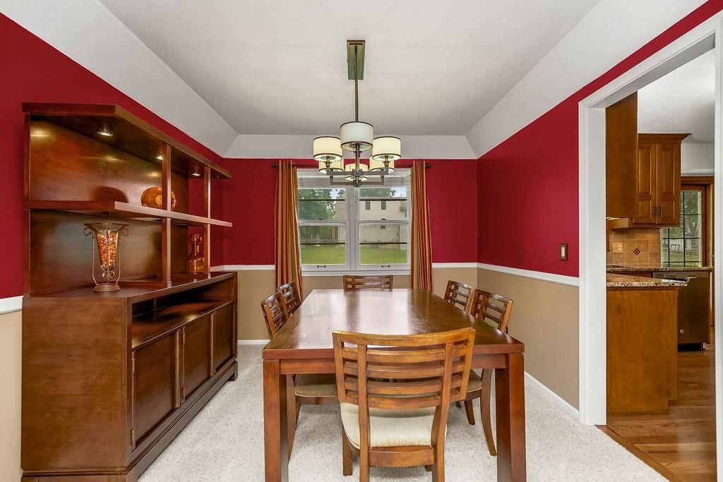 9503 Farley Circle — photo 6