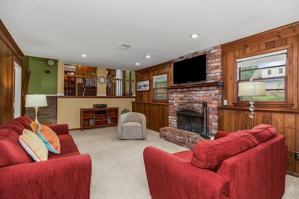 9503 Farley Circle — photo 10