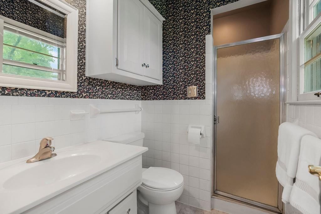 9503 Farley Circle — photo 12