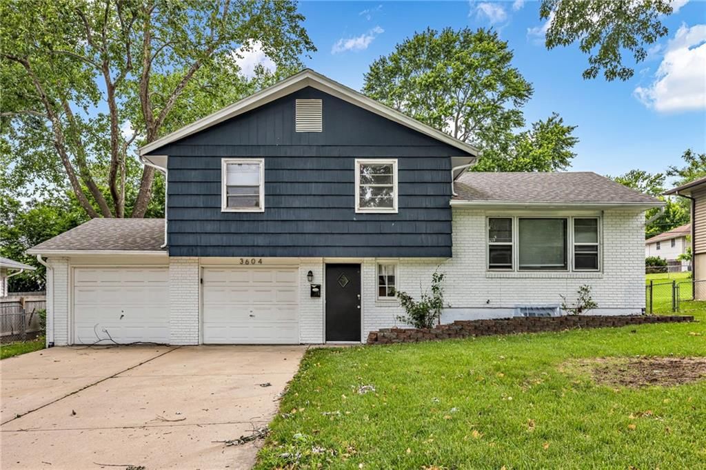 3604 S Adams Avenue — photo 1