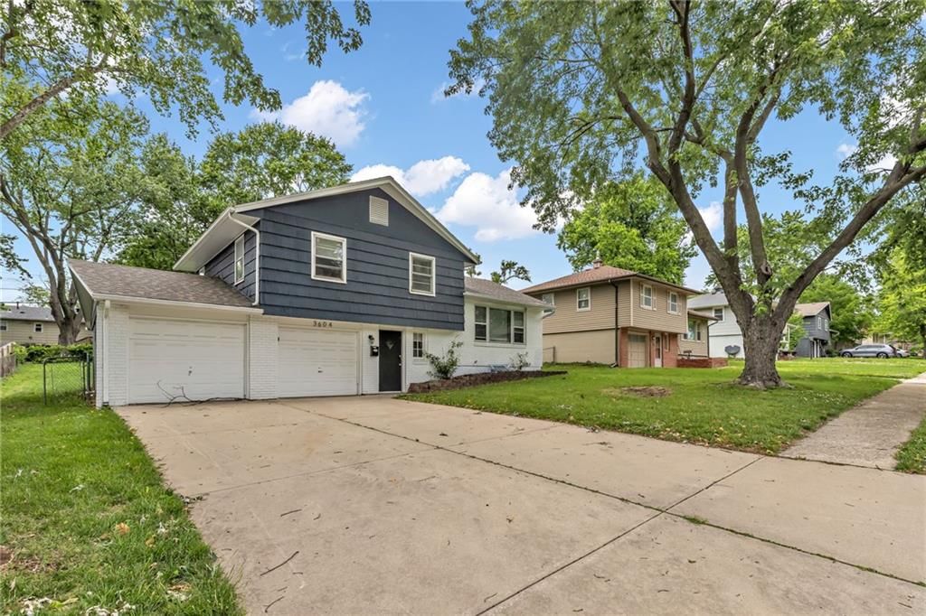 3604 S Adams Avenue — photo 2