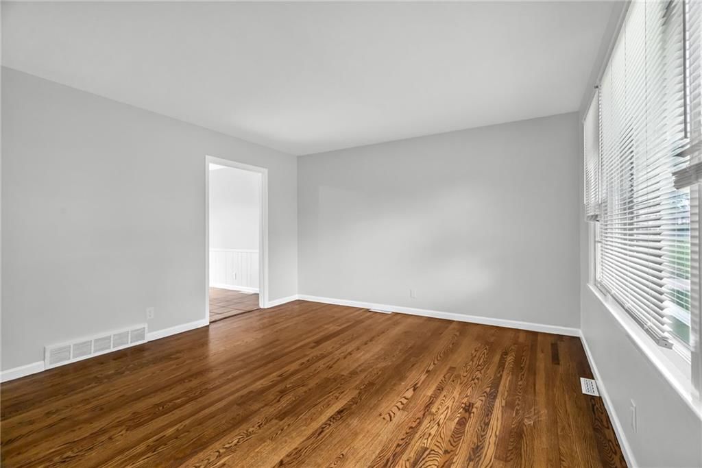 3604 S Adams Avenue — photo 6