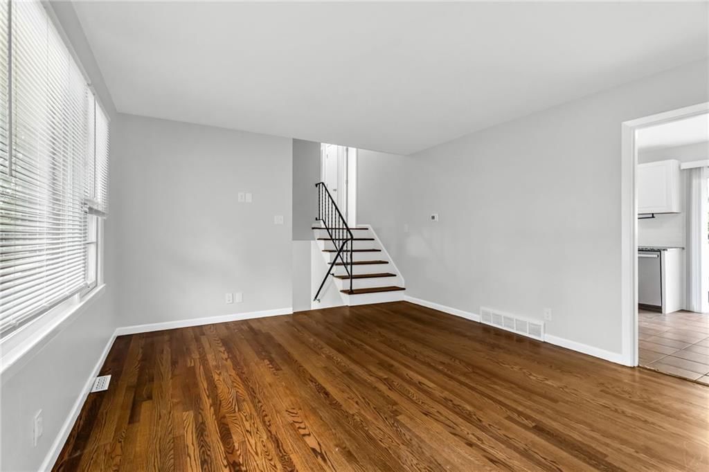 3604 S Adams Avenue — photo 7